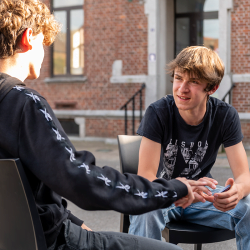 Table de conversation adolescent